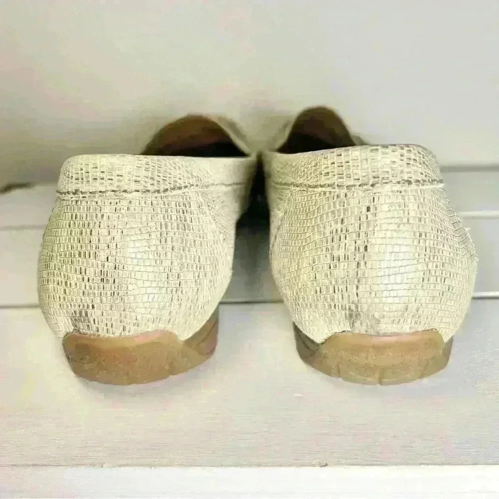 Gabor Women’s Metallic Handmade Moccasin Size 8 1/2 US (UK sizing 6) - Picture 5 of 12